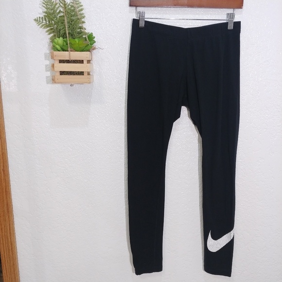 Nike Pants - Nike club logo black leggings size M